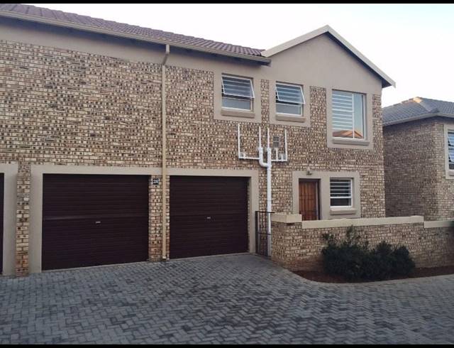 3 BEDROOM PROPERTY TO RENT IN WILGEHEUWEL